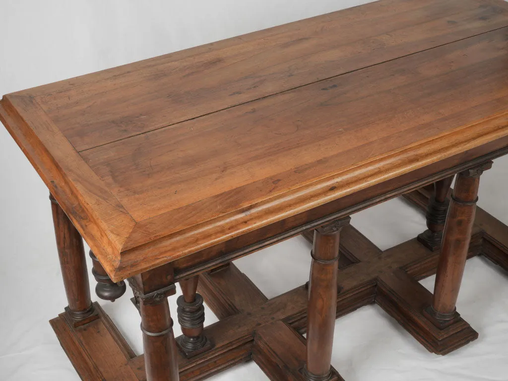 17th-century Gothic walnut table from Burgundy