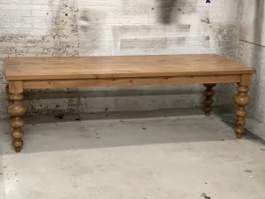 Alice Turned Leg Dining Table - Weathered Oak