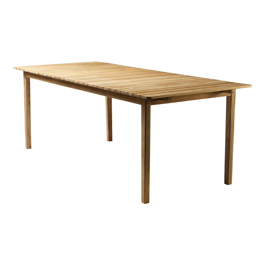 M2 Sammen Dining Table