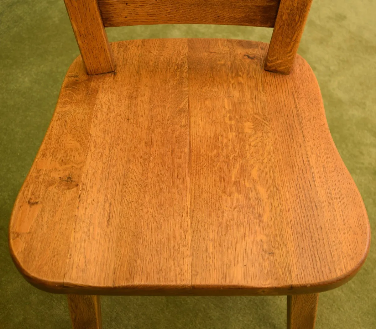 Round Dutch Oak Table & 4 Chairs